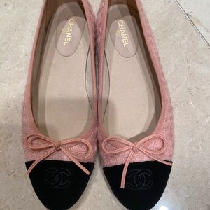 Chanel flats 39